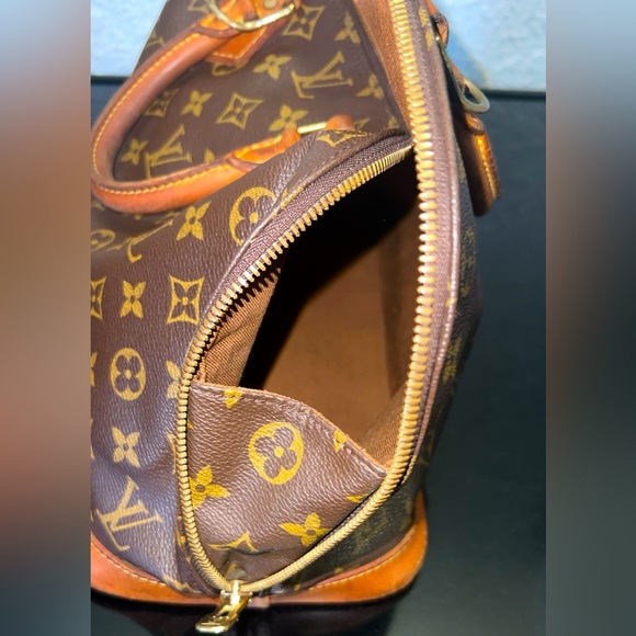 🛍️🛍️🛍️💯💯 Louis Vuitton
Monogram Alma PM🛍️🛍️🛍️💫💫💫💫 - Picture 12 of 16
